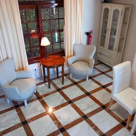 Dos Villas Y Piscina Amplia Villa *